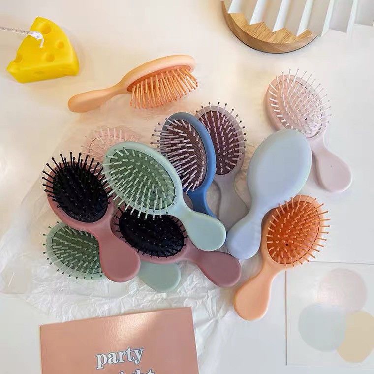 Macaron color makeup sponge