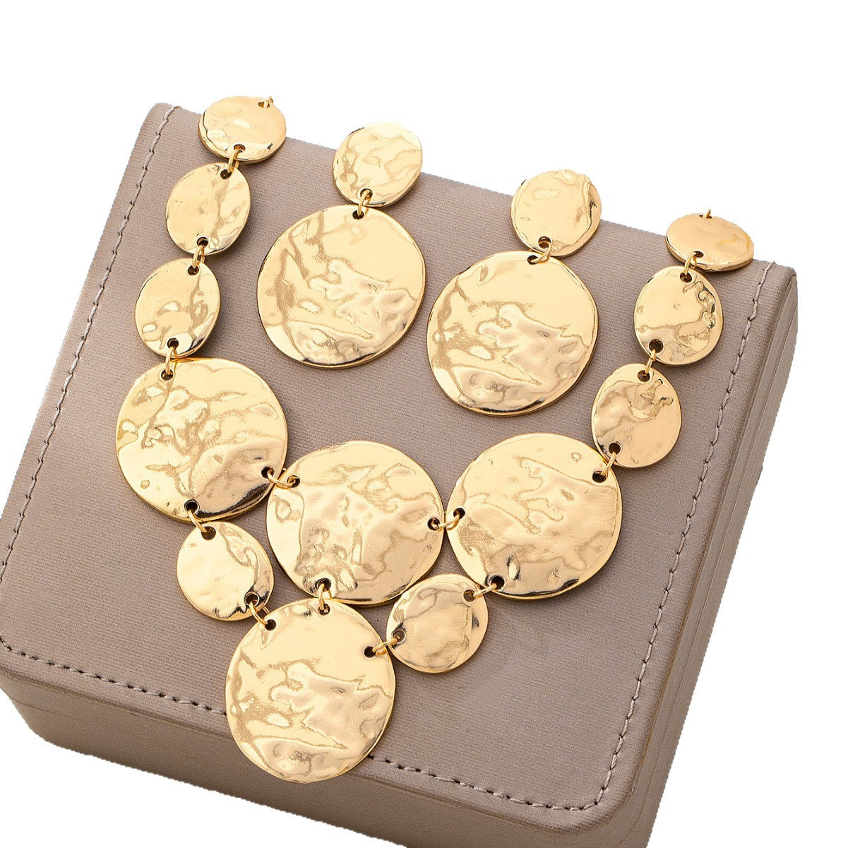 Vintage Hammered Metal Necklace and Earring Set in Gold