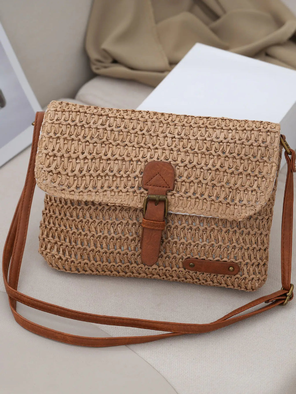 Sac bandoulière rétro en paille pour femme