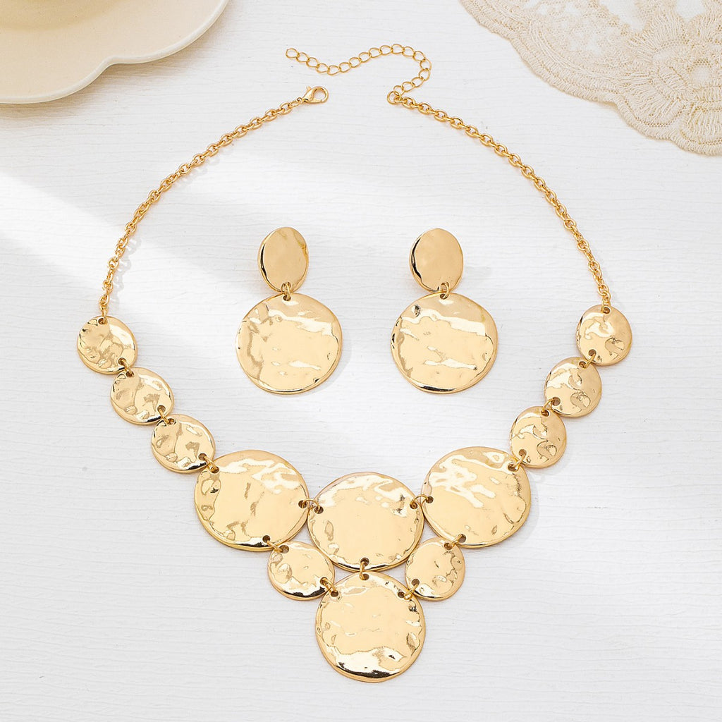Vintage Hammered Metal Necklace and Earring Set in Gold