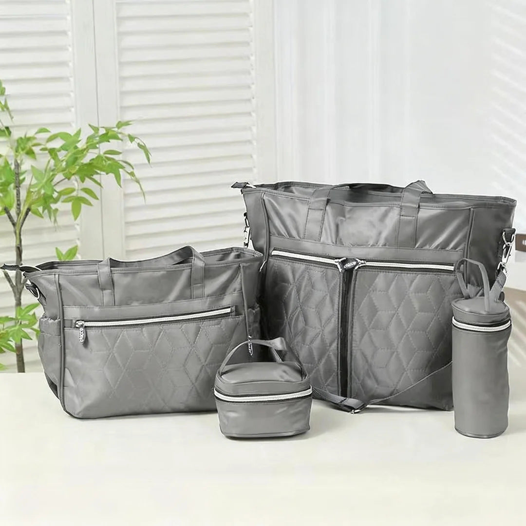 Gesteppte Wickeltasche im Karomuster mit Windelaufbewahrung
