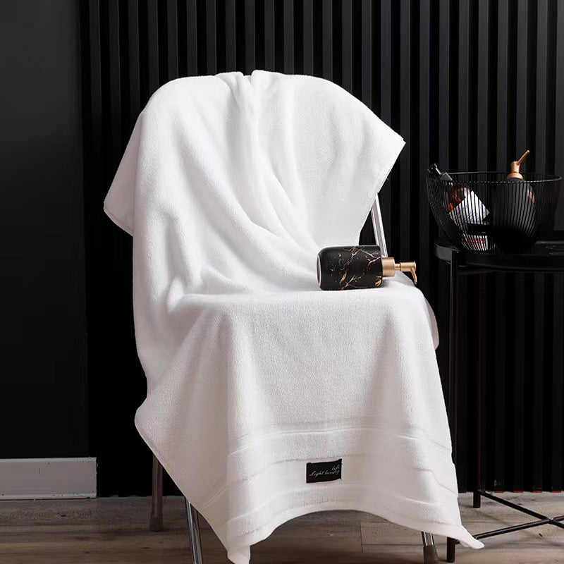 Bade- und Handtuch-Set aus reiner Baumwolle